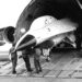 en com - plete f-16 wor dt uit een amerikaans vliegtuig geladen