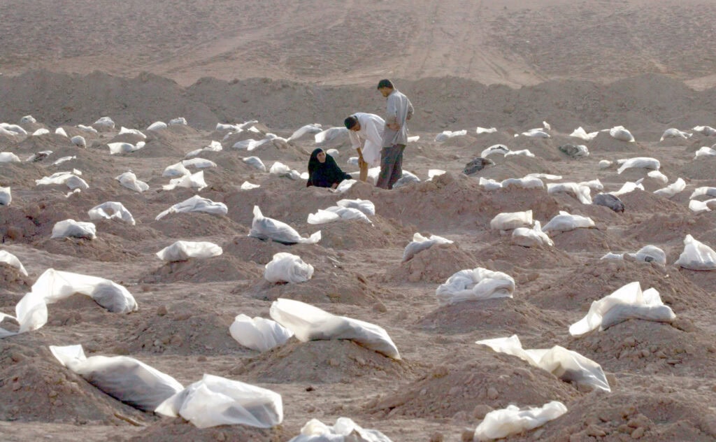 Het Internationale Rode Kruis speelt een grote rol bij de identificatie van (oorlogs)slachtoffers