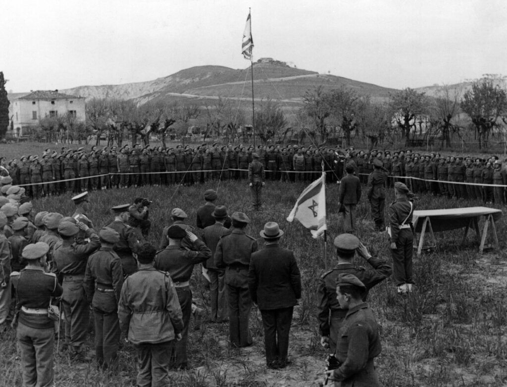 De bevrijding van concentratiekamp Ferramonti in Tarsia, Zuid-Italië, 22 september 1944.