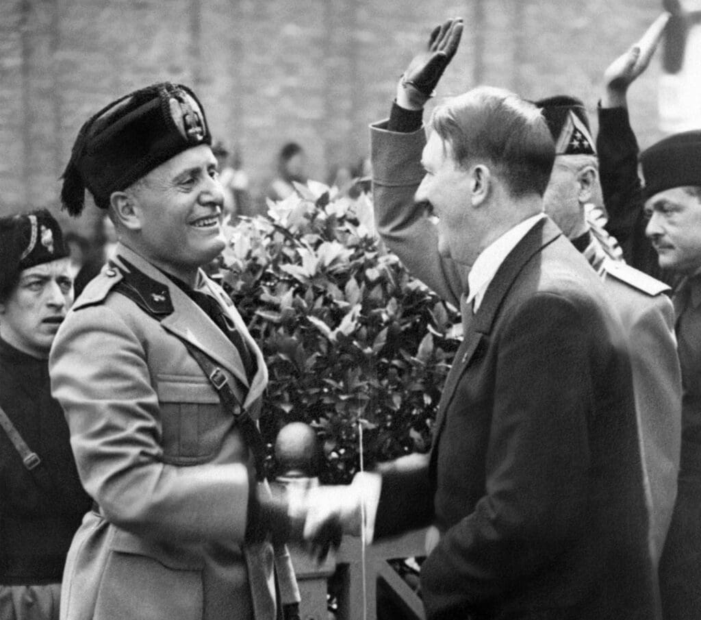 De eerste ontmoeting tussen Mussolini en Adolf Hitler, Venetië, 14 juni 1934.