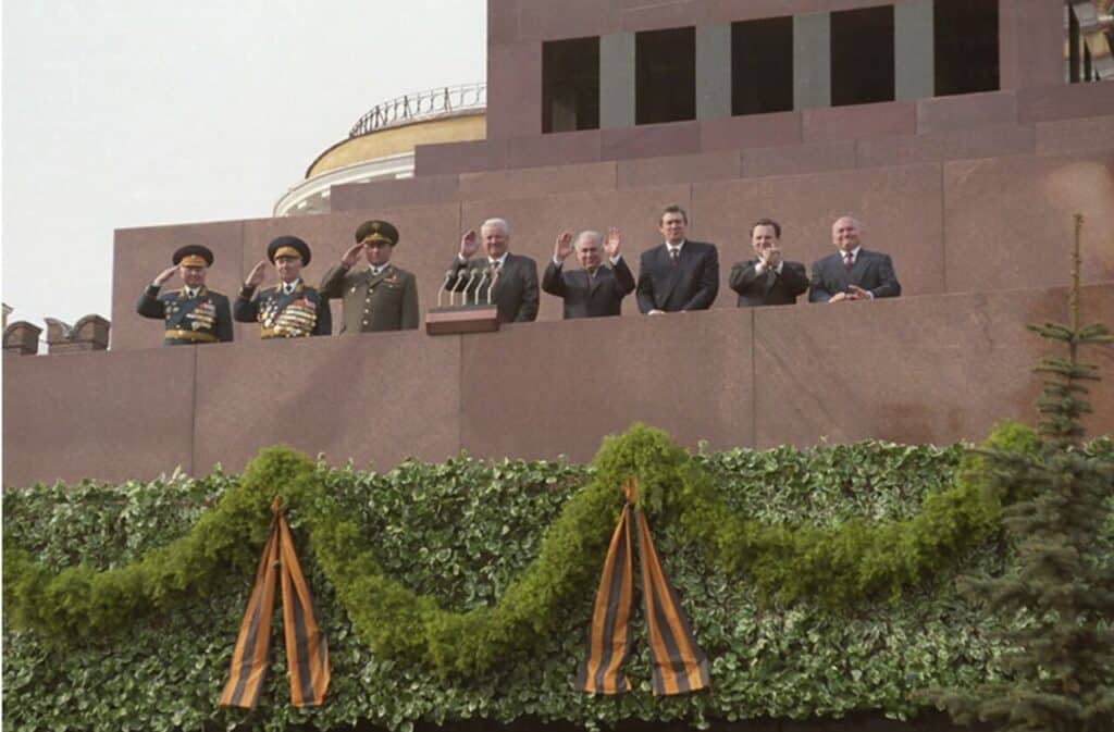 Jeltsin op Lenins tombe in 1995