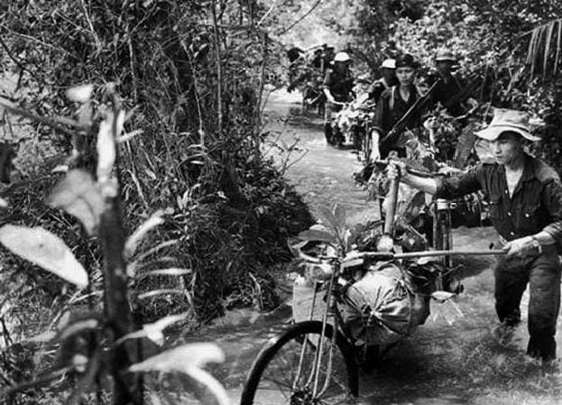 Ho Chi Minh trail met fiets