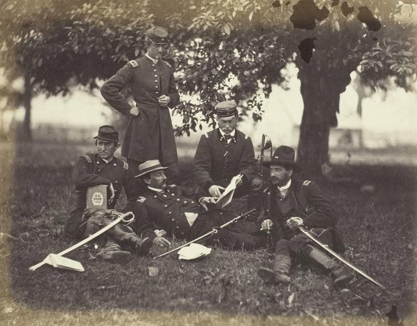 Officieren lezen The Art of War tijdens de Amerikaanse Burgeroorlog