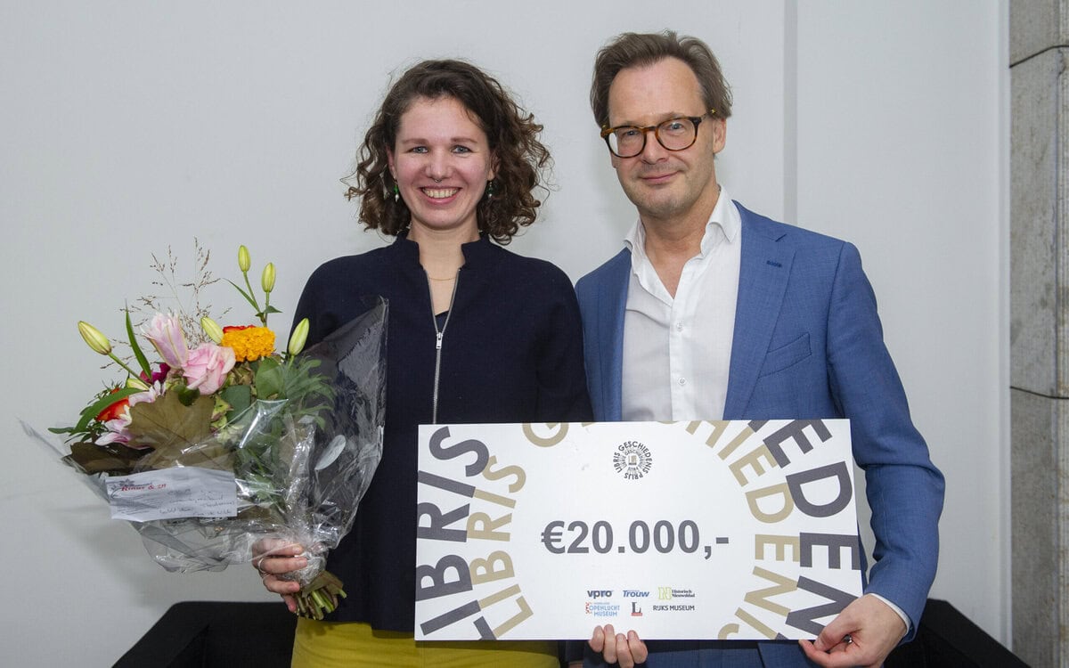 Janna Coomans winnaar Libris Geschiedenis Prijs