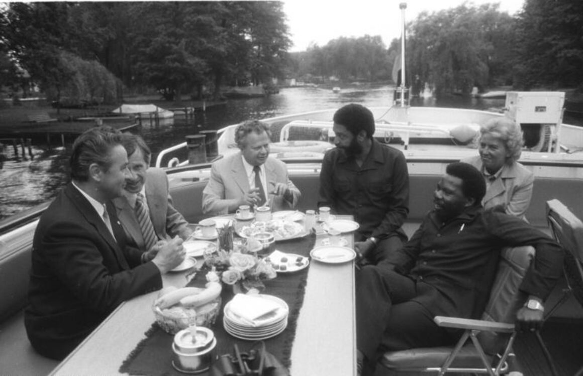 Maurice Bishop in Oost-Duitsland, 1982.