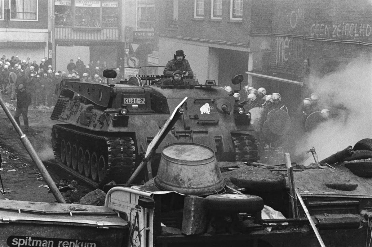 Militairen als politie inzetten: Trump wil het, Nederland doet het