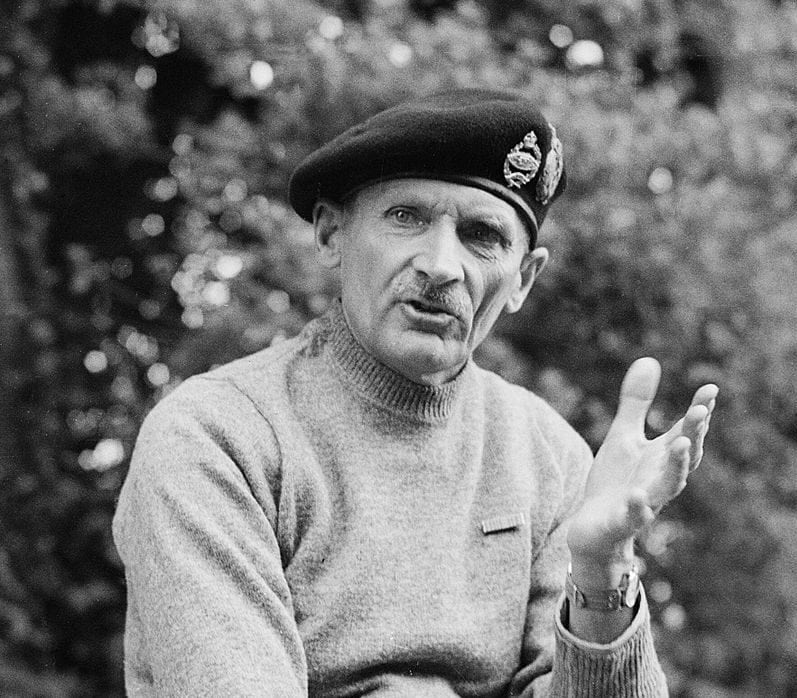 Montgomery in 1944, enkele dagen na D-day