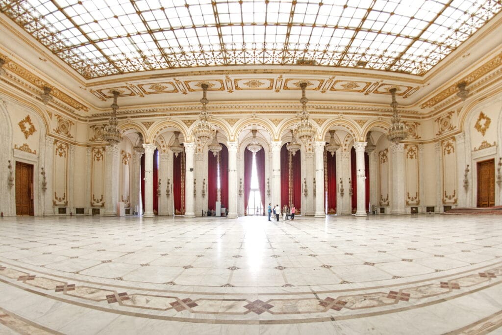 Het huis van het volk in Boekarest