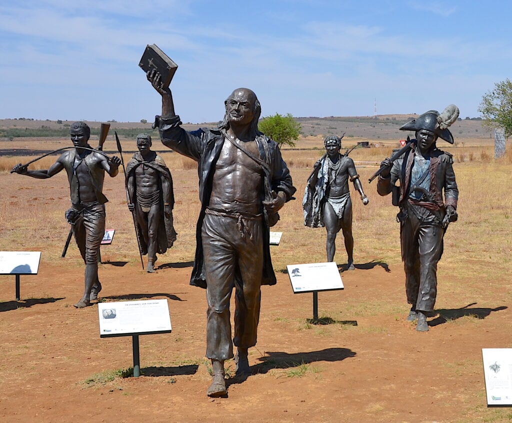 Standbeeld van Van der Kemp