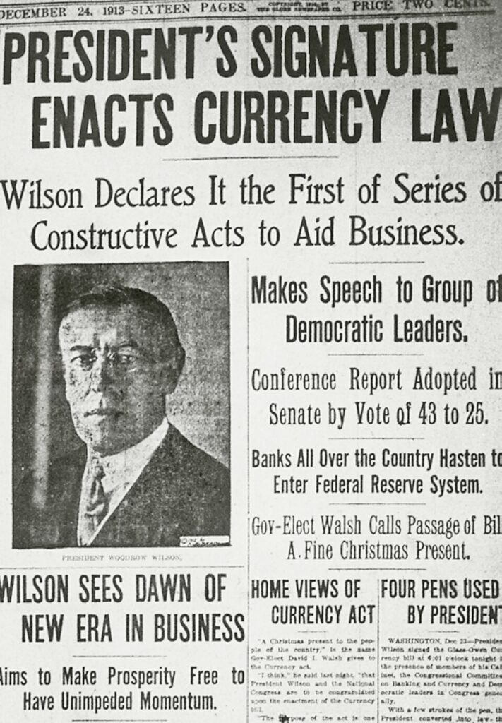 Krantenkoppen over Wilsons Federal Reserve Act.
