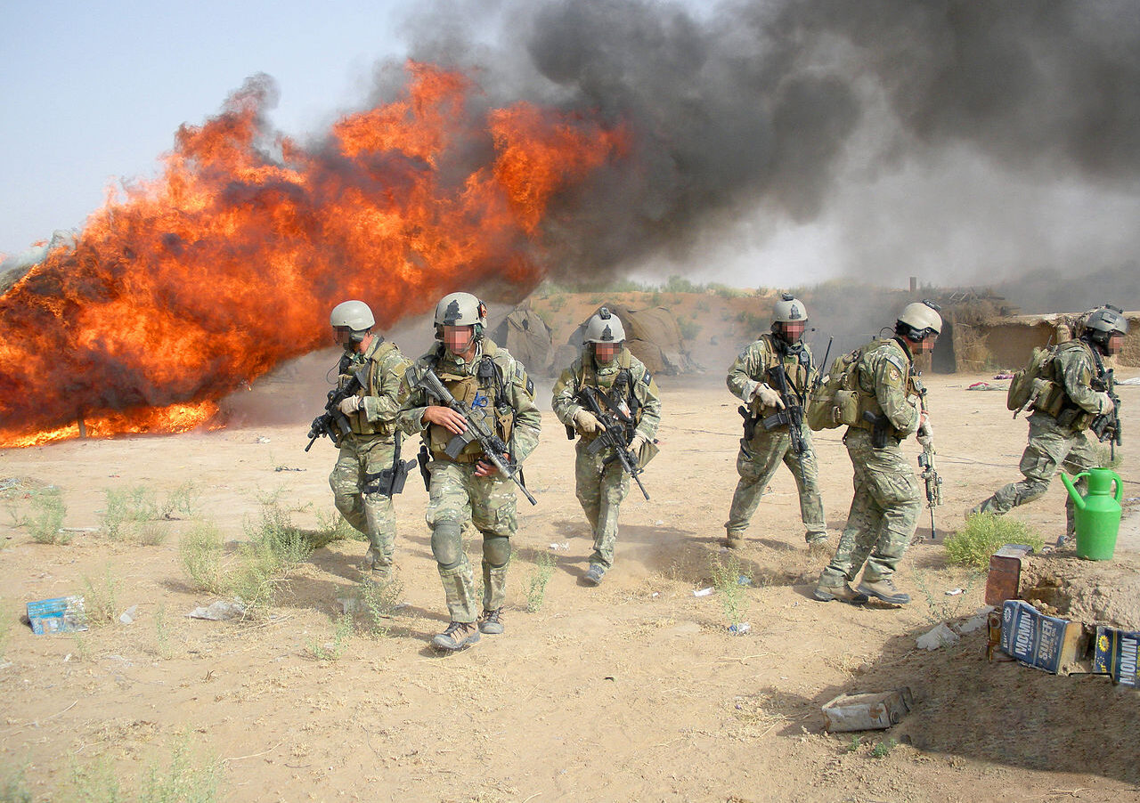 DEA-agenten verbranden hasj in Afghanistan, 2007