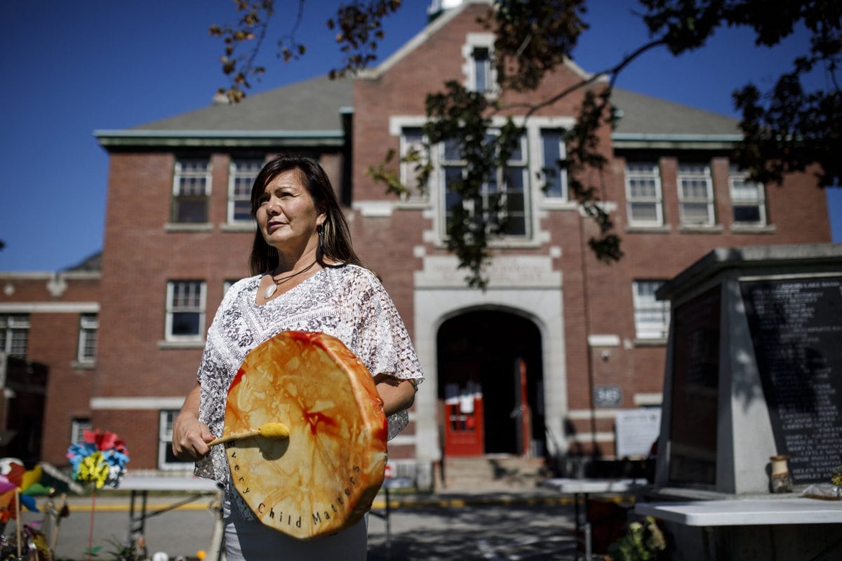 Memorial bij een residential school in Canada, 2001