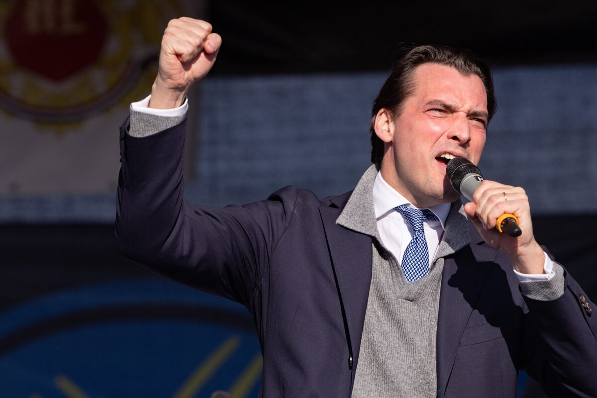 FvD-voorman Thierry Baudet houdt een toespraak bij een protest van Farmers Defence Force