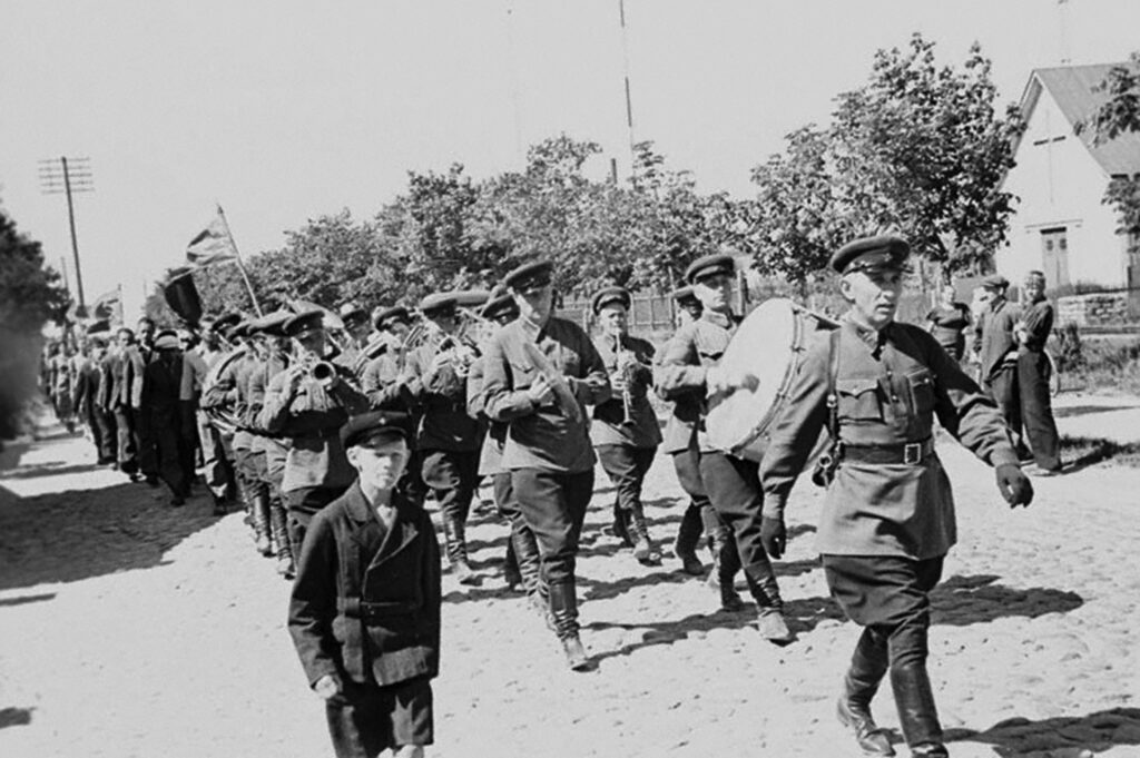 Het Rode Leger na de inval in het Estse Tallinn, 1940