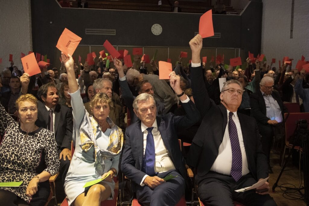Stemming over een motie van wantrouwen tijdens de ALV van 50PLUS, 1 december 2018