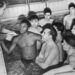 Studenten sporten in het zwembad van de Patrice Lumumba Universiteit, 4 april 1961.