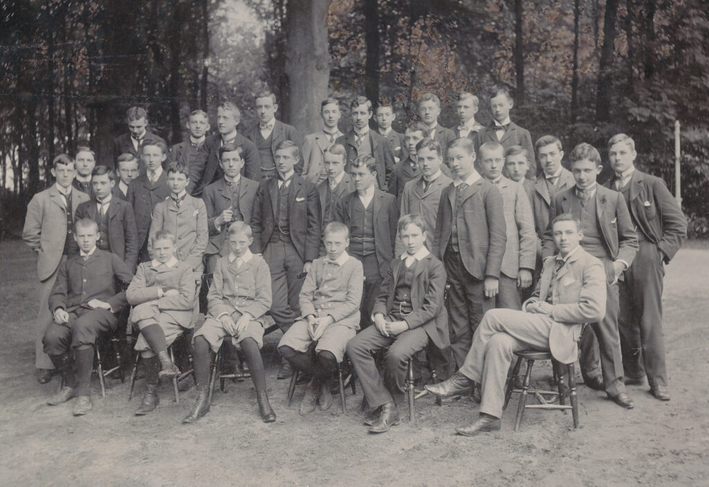 Leerlingenfoto van Noorthey, circa 1905.