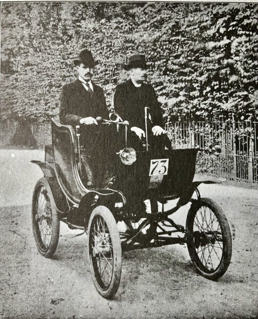 Elektrische auto van Nederlandse Metaalwaren, 1899.