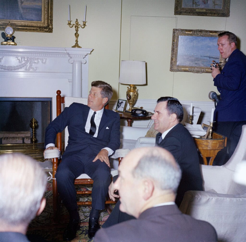 Gromyko op bezoek bij president John F. Kennedy in het Witte Huis, 6 oktober 1961.