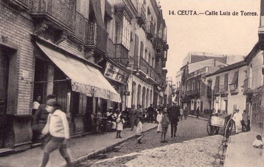 Een straat in Ceuta rond 1905.