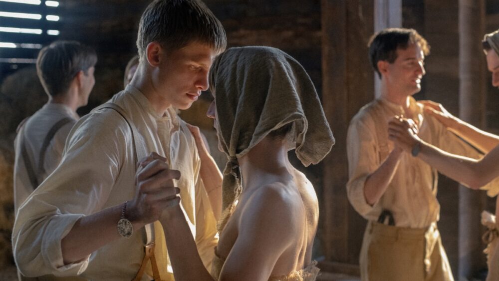Still uit de film Coward