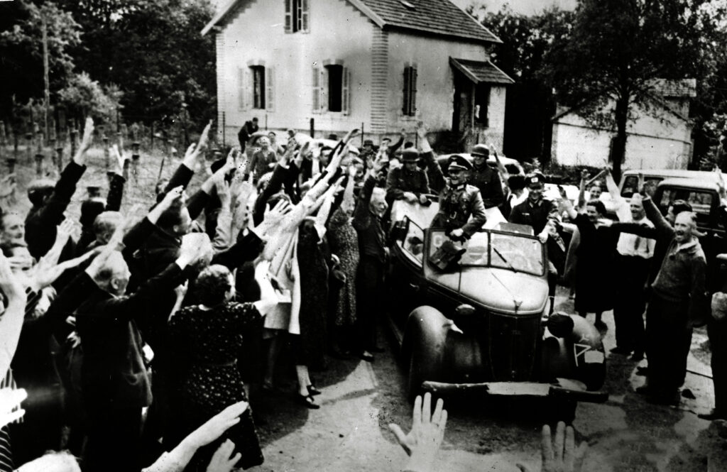 Duitse Elzassers verwelkomen de Wehrmacht, 1940.